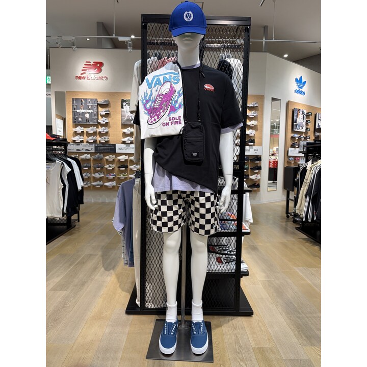 大人気！！VANSのカルチャーTシャツ入荷！！夏の装いにバッチリ