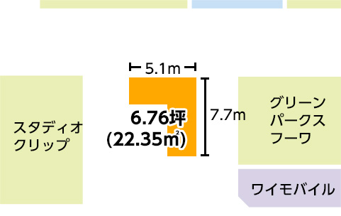 (3)3F 中央エスカレーター前