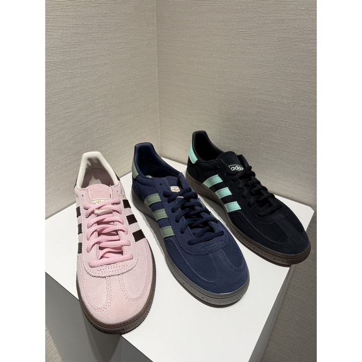 aha様【専用ページ】感謝割＆金運還元あり　全７品 adidas☆HANDBALL SPEZIAL新色入荷☆ - ABCマートスポーツ - イオン