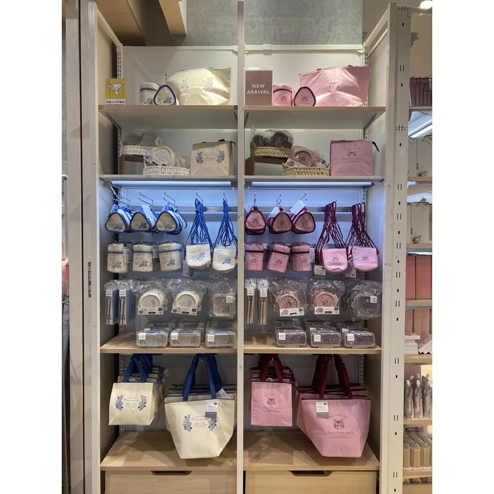 丸型ランチボックス二段（フォーク付き）ジジ – Bento&co 京都発