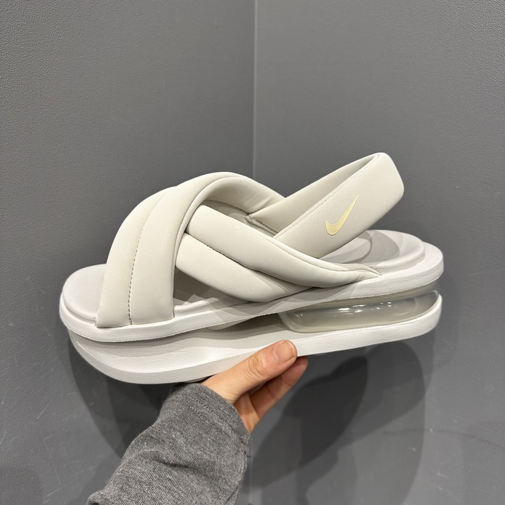 【この夏はこのサンダルに決定】CHANEL★サンダル★数量限定 サンダル - シューズ | CHANEL