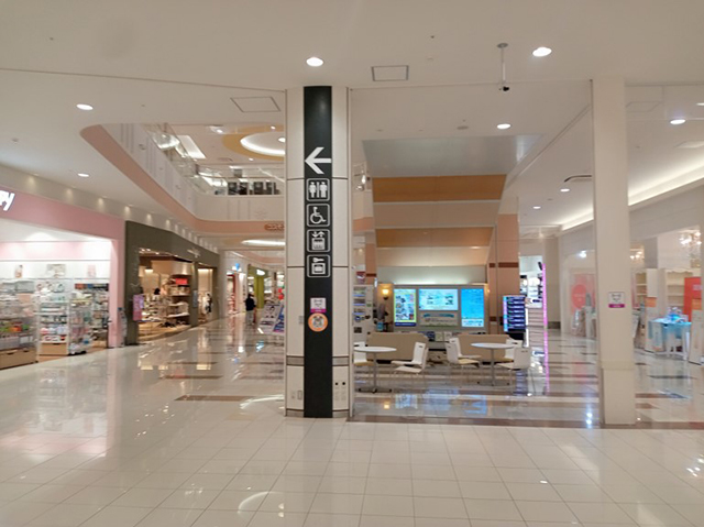 1F コスモスコート