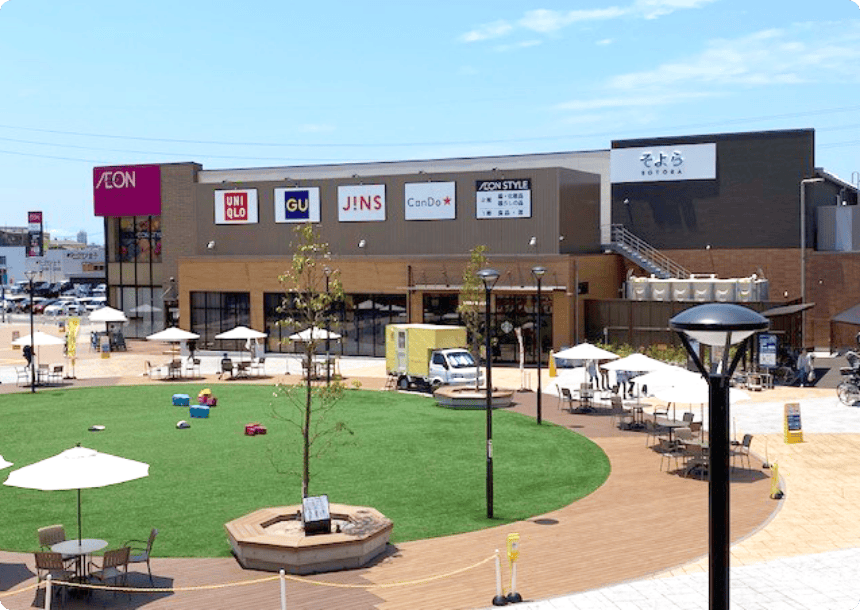 家族と子どもと、近所の仲間と、楽しく過ごせるオープンな場所。