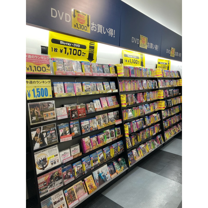 洋画dvd ブルーレイ対象商品を1枚 本体価格1 000円 税込1 100円 のお買い得価格で販売中 お子さま向けアニメ作品もございます Hmv キャンペーン イオンモールナゴヤドーム前 公式ホームページ