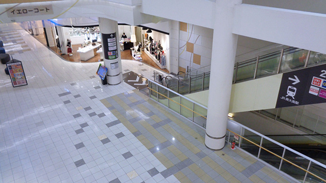 1F「イエローコート」