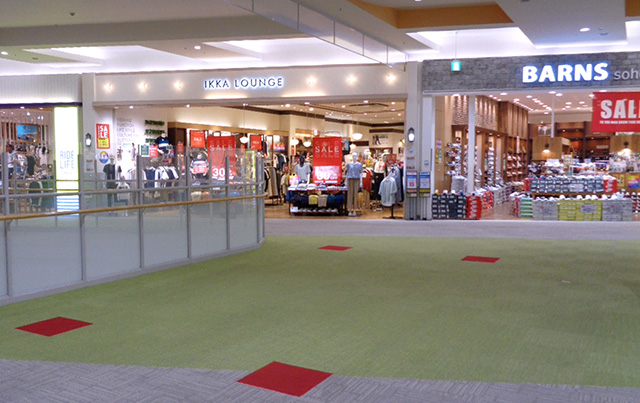 3F「バーンズソーホーストリート前」