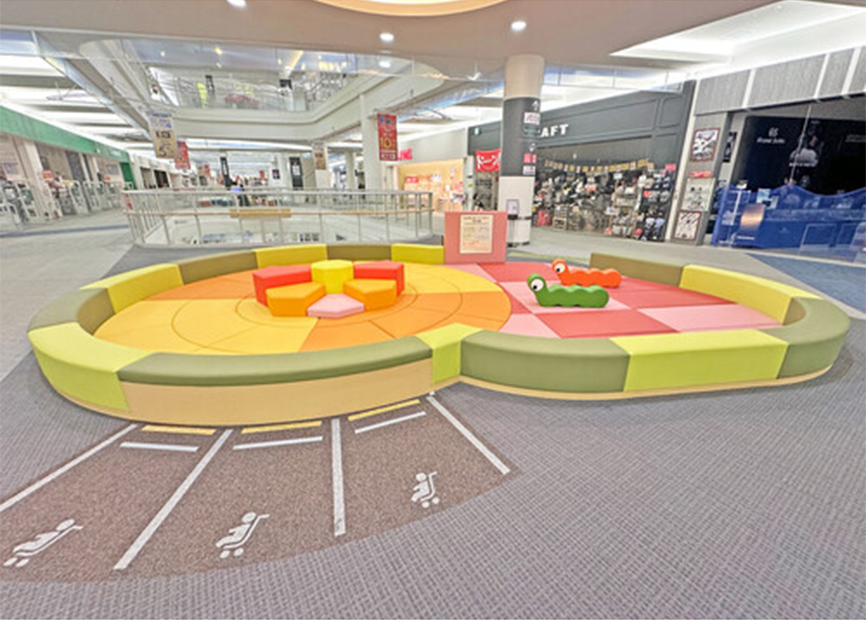 こどものあそびば【花畑エリア】