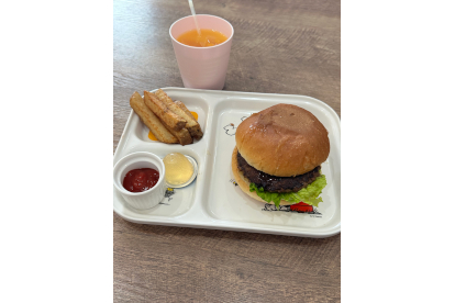 シマウマバーガー&カフェ