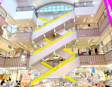 エスカレーターガラス