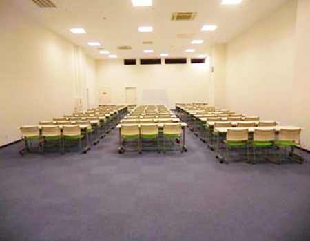 1F イオンホール