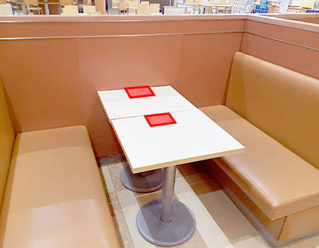 フードコート・2F