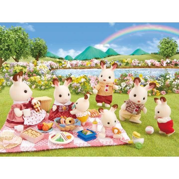 シルバニアファミリー」取り扱い始めました! - 未来屋書店